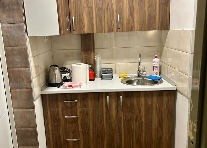 One Bedroom In Apartment